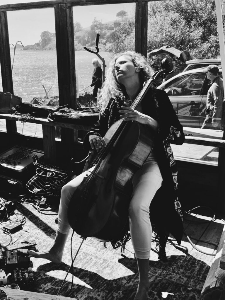 Ruti playing Intimate Cello